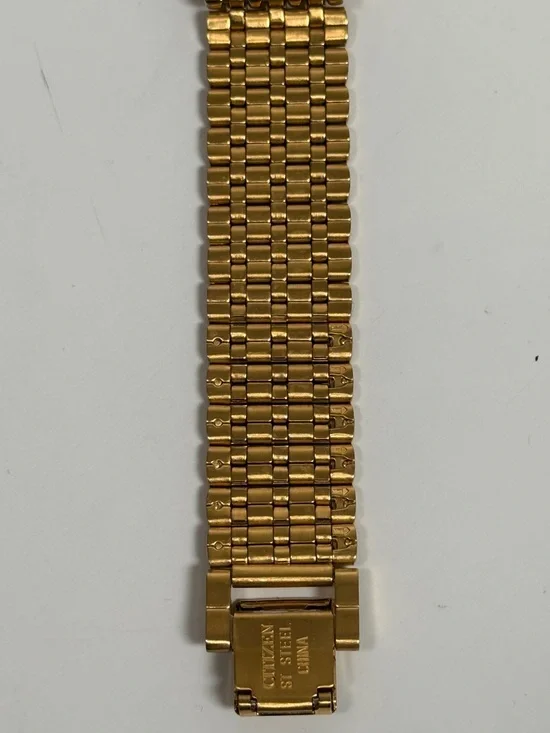 Vintage Citizen Quartz Gold Tone Black Dial Watch - Picture 9 of 10